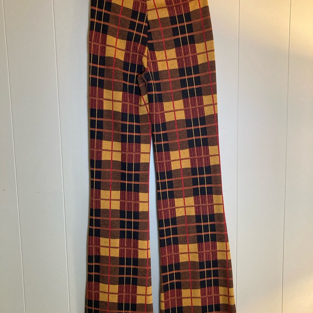 Urban Outfitters Women's Pull On Plaid Red and Yellow Flare Pants Sz XS - Picture 3 of 6